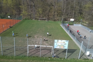 Fussballplatz02